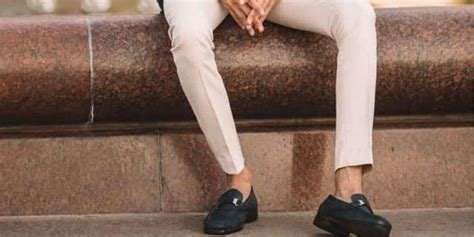 wear loafers without socks